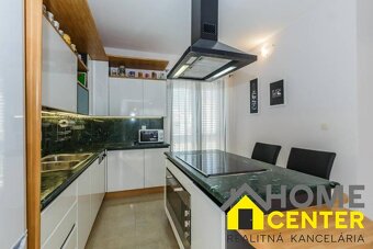 Realitná kancelária HOME CENTER sa vždy usilovala vyniknúť s