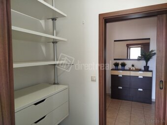 Slnečný dvojizbový byt so šatníkom v malebnej obci pri Dunaj
