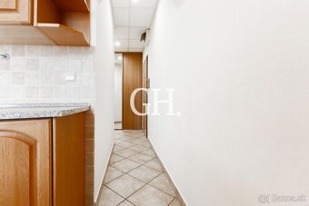 GH Real ponúkana predaj veľmi pekný a udržiavaný 3-izbový by