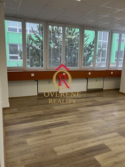 OVERENÉ REALITY ponúka na prenájom kancelárske/komerčné prie