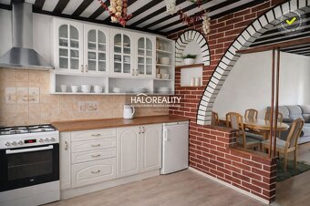 Realitná kancelária HALO reality a Bohuslava Záborská, konta