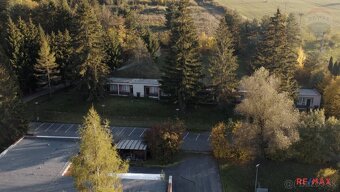 Realitná kancelária RE/MAX Vám ponúka na predaj komerčný pri