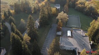 Realitná kancelária RE/MAX Vám ponúka na predaj komerčný pri