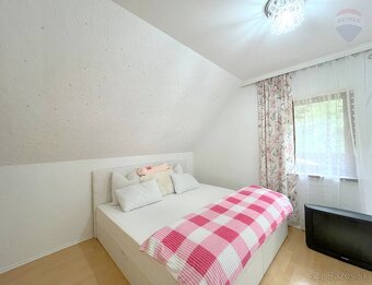 Predstavte si ráno, kde Vás prebúdza spev vtákov a šum lesa,