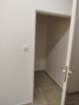 Ponúkame na prenájom obchodný priestor s výmerou 318,4 m².
P