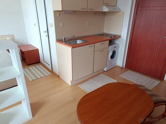 prodám apartmán v Bulharsku v komplexu Rainbow 2 na sluneční