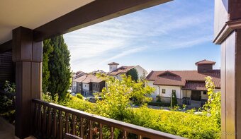 Tento krásny 2-izbový apartmán sa nachádza v bloku č. 1 v Ma