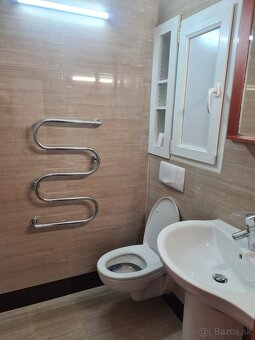 Ponukam na prenajom 1 izbovy byt 36m2, zariadeny. Vstavana c