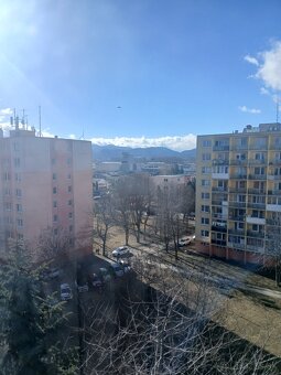 Ponukam na prenajom 1 izbovy byt 36m2, zariadeny. Vstavana c