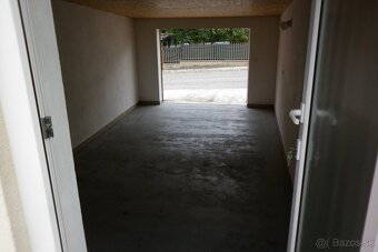 Na dlhodobý prenájom veľká zánovná pekná čistá garáž v Môťov