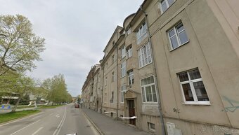 Ponúkame dlhodobo na prenájom samostatné izby v 3i byte. Byt