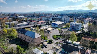 Na predaj nadštandardne veľká garáž – Železničiarska ulica, 