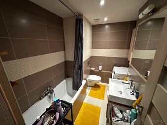 Prenajmem klimatizovaný trojizbový byt na ul. Turgenevova pr