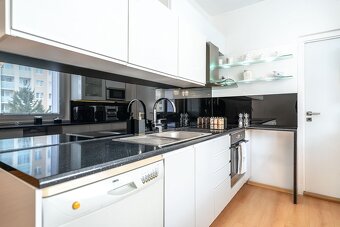RM reality vám ponúka na predaj veľmi príjemný 3 izbový byt 