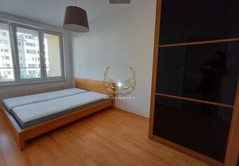 Ponúkame na prenájom moderný 2-izbový byt s balkónom v obľúb