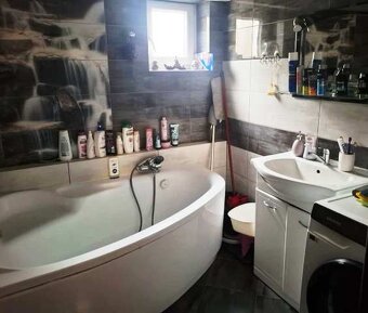 NA PREDAJ tehlový rodinný dom typu bungalov v pokojnej časti