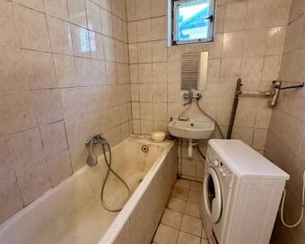 Ponúkame na predaj rodinný dom v obci Jacovce, len pár minút