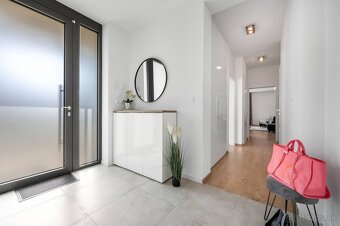 Realitná kancelária RE/MAX Expert Vám ponúka vo výhradnom za