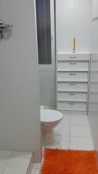 Ponúkam na prenájom jednoizbový byt s balkónom na ulici Javo
