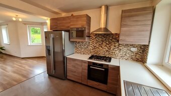 Ponúkame Vám na prenájom v exkluzívnom zastúpení väčší rodin