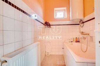 TUreality ponúka na predaj: Slnečný rodinný dom s terasou v 