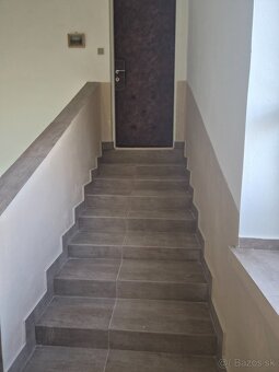 Ponúkam na prenájom priestranné nebytové priestory, ktoré je