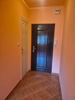 Predám kompletne rekonštruovanú Garzónku o výmere 20 m2 na u