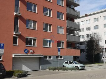 AHOJ REAL realitná kancelária v EXKLUZÍVNOM zastúpení ponúka