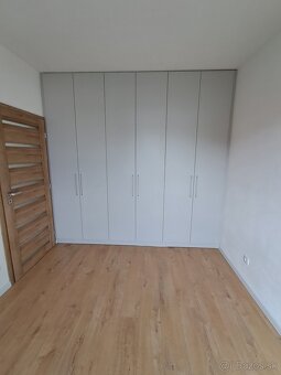 Ponúkam na prenájom moderný dvojizbový byt nachádzajúci sa n