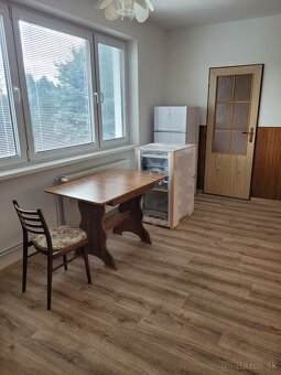 Ponúkame na prenájom 2-podlažný rodinný dom v Jablonici, ide