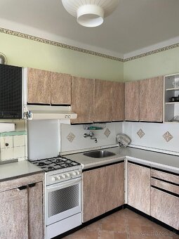Ponúkam na predaj rodinný dom vo Veľkých Úľanoch na ulici kp