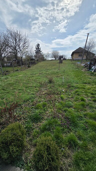 Ponúkame exkluzívne na predaj 3-izbový rodinný dom v obci Iň