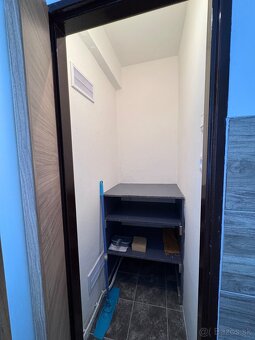 Ponúkam na prenájom útulný 3-izbový byt (68 m²) v obci Halig