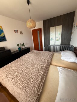Na predaj 2-izbový byt vo vyhľadávanej lokalite v centre mes