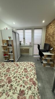 Dobrý deň, Ponúkame na prenájom náš 2-izbový byt (51m2) s lo