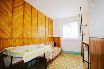 Ponúkame Vám exkluzívne na predaj rodinný dom, ktorý sa nach