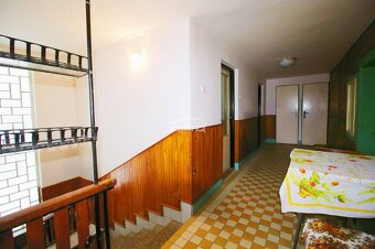 Ponúkame Vám exkluzívne na predaj rodinný dom, ktorý sa nach