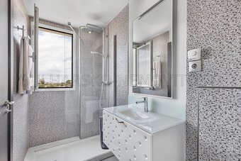 Nabízíme apartmán ve Španělsku 3kk o rozloze 66m2. Apartmán 