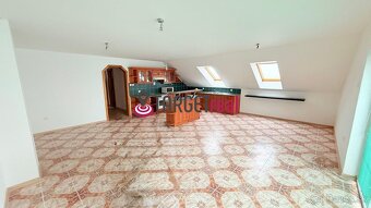 EXKLUZÍVNE NA PREDAJ Rodinný dom s veľkým pozemkom a možnosť