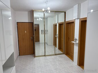 VB reality - Ponúkame na predaj priestranný a veľmi udržiava