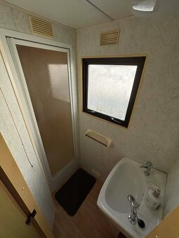 Mobilný dom CELOROČNÝ/8,6x3,7 m/ 3 izbový komplet zariadený,