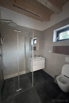 Ponúkame na krátkodobý prenájom našu novú dvojchatu v Oravsk