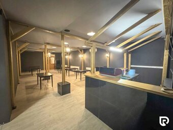RADO Reality Vám ponúka na prenájom reštauračný / obchodný p