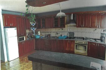 VÝHODNÁ PONUKA / DRAŽBA
Samostatne stojaci rodinný dom je os