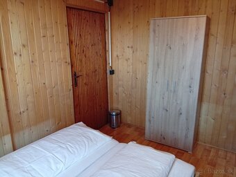 Ponukam Chatu na krátkodobý prenájom - 26 lôžok.
Popis: Iba 