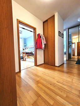 Ponúkame na prenájom veľmi pekný veľkometrážný 80m2 3-izbový