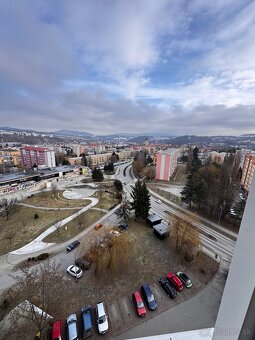 Ponúkam na prenájom zariadený 3i byt na Komenského ulici 20 