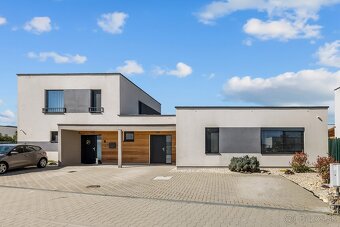 Ponúkame na PREDAJ moderný 4-izb. rodinný dom na Brečtanovej