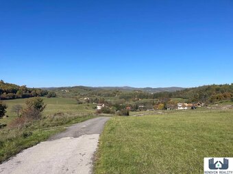 Len na skok od mesta ale zároveň v prírode, kde sa cesty str