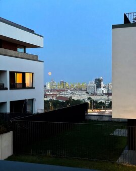 Ponúkame na predaj 3-izbový byt vo vyhľadávanej časti Bratis